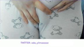 CAMELTOE- SWOLLEN PUSSY- MASTURBATE WITH PAJAMA- RUBBING PUSSY WITH PAJAMA