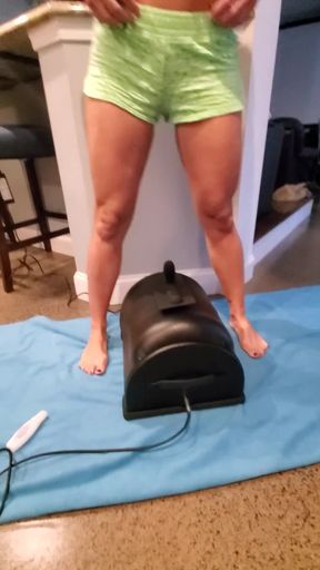 The Cumming cowgirl...yeehaw, watch this juiciest ride ever