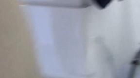 ”Muscular amateur jock shows off his abs in the shower”