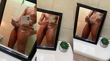 Jamelatin20cm - me masturbo en el baño de la universidad