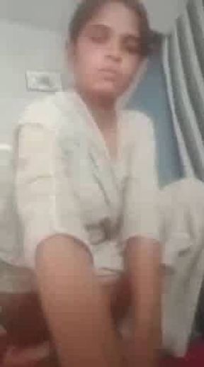 Slim wife dildoing part 1