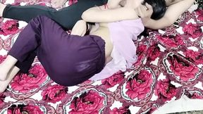 Chachi ke step daughter ko jabar dasti doodh daba kar pela