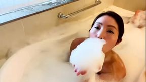 I always mischief in the bath. Forgive even if it'_s noisy