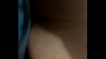 Cogiendo con una culona a escondidas
