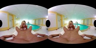 VirtualRealPorn com Swimming coach