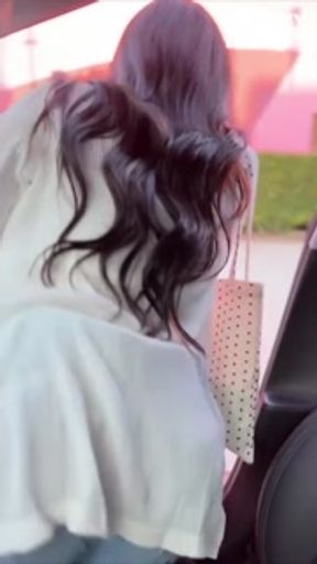 Perfect-Body Gal Penelope Woods Gives Head After A Date