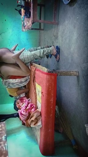 Indian Aunty Ki Chudai Ki Sex Video Toh Kya Haal Hai Hamari UP Ke Log Desi Indian Villages Aunty Ki Sex Chudai Video&hellip;   Clip 1