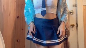 Pissing Pussy by College Girl Hana Chan She Doing House Work Then Go to Piss