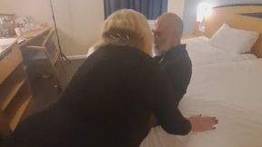 Nicola Hotwife entertains Harry River