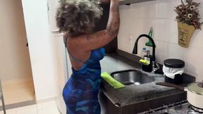 Fucking the Hot Teen at a Stepfamily Party