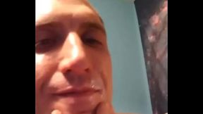 Matt cums on own face