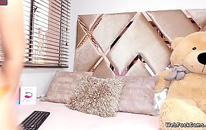 Busty Colombian babe masturbates on webcam