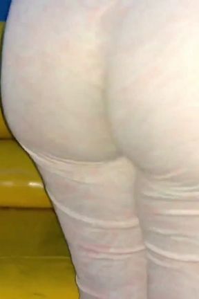 Crampie Arab Wife in Saudia Arabia