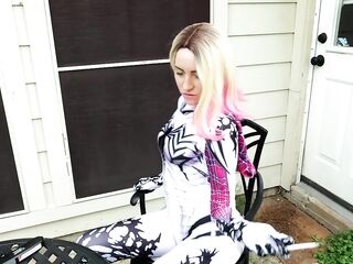 Gwen Stacy's Sexy Smokin'