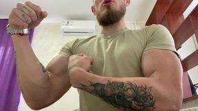 Worship My Muscles and Hairy Body