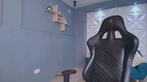 I Masturbate at Work When I'm Alone at Home