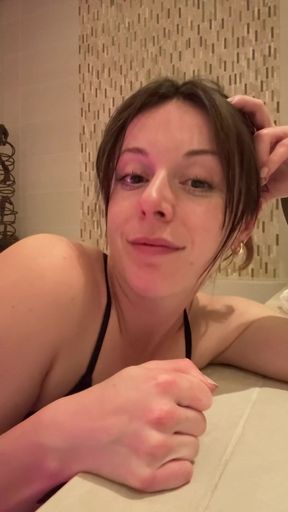 Jet Orgasm in a Spa!