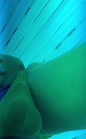 Earlier at tanning salon!