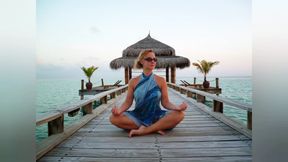 Selena&#039;s fun after walking