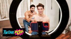 TWINKPOP - Molten Man Michael DelRay Tongues Nick LA's Pooper Then Smashes Him Rock-hard In Missionary