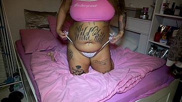 OMG! GEILES BIG-ASS TEENY OHNE KONDOM ABGEFICKT