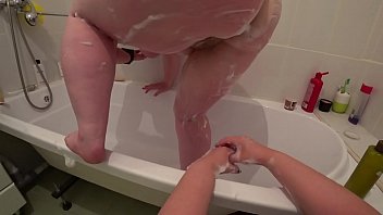 Lesbian fucks mature milf in the bathroom &mdash;  PAWG