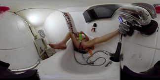 Lizzy Yum VR July 2025 Dilating Bathing Edging Amateur, Solo #102