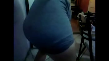 Fb: Sol Carolina mostrando su tanga