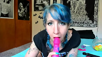 Slow Sensual Blowjob and Orgasm from Sexy Tattooed CamGirl