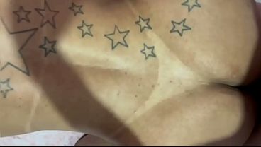 Doce aventura da Raissa trans  chupando e dando gostoso pro cliente em Fortaleza