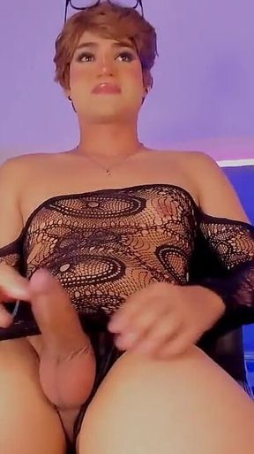 Sissy Ken Bounces Fat Ass Solo in Front of the Camera for Fans