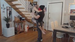 Kastadiva lift&carry con solletico