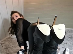 Overknees For Cuckold