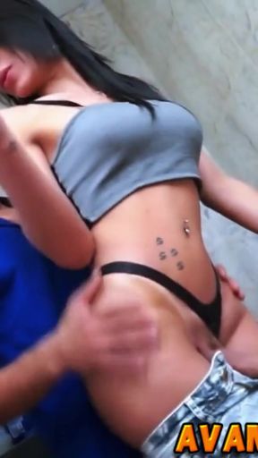 Must-see moment from "Transex gostosa seduziu empregado e meteu a rola nele"