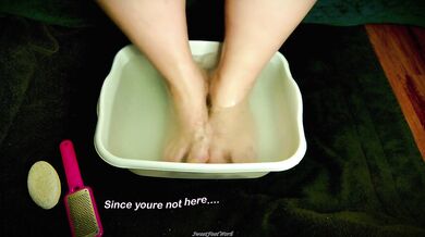 Cum Take Your Place and Worship and Drool Over My Big Beatiful Bare Feet As I Do My Self Pedicure Footbath