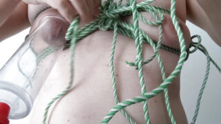 Gaping, bondage, nipple &#8211; esclaves japonais, gros et gays, se font enculer