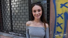 Skinny blonde Liz Ocean gets filled with cum