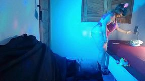 vivi guedez - carnaval funk. no pelo fazendo com que a safada gozasse gostoso na piroca e ainda receber duas gozadas em cima do rabo grande.