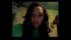 Asian bitch and twearking screen recorded