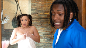 Ebony equipment manager makes Korean teen cheerleader squirt