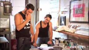 Model receives wazoo-screwed In 3some