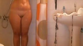 Fleshy Showering Tramp