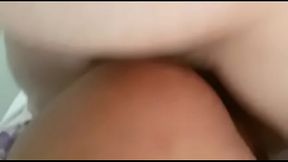 Levando pica do coroa