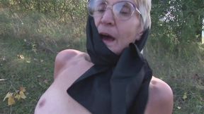 Nylon granny likes outdoor fuck and facial