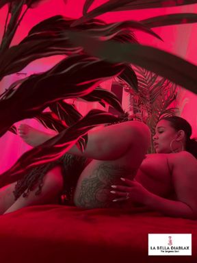 Red Passion Bts with Wetkittycity