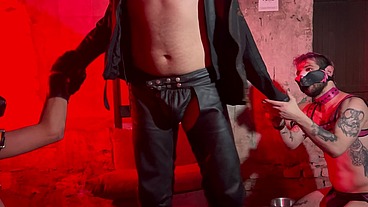 BDSM Sessions: Farejando o mestre