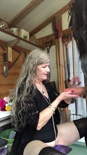 Bigfoot Went All Yeti on My Yoni! Maxxximummilf