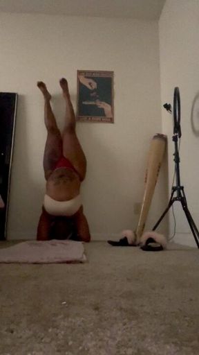 Headstand Therapy: Watch Me Hold It, Flex It, and Own It 💋