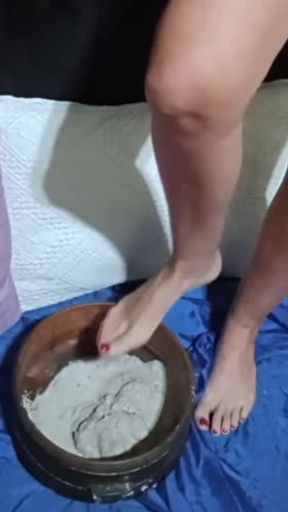 Foot Fetish Art: Clay Play with My Feet