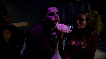 Katwoman Jennifer Dark Prowls Into A Prison Cage 3way